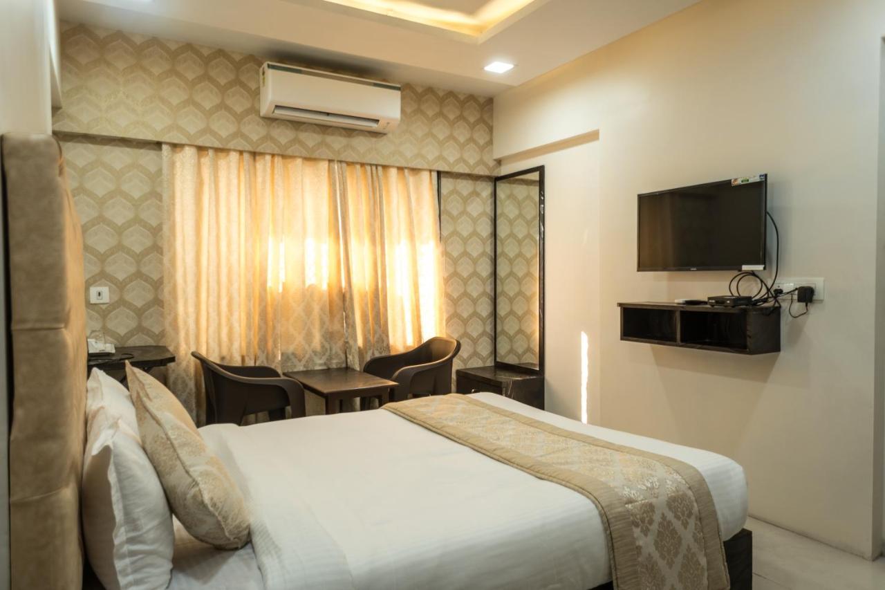 Hotel Dhavalgiri Тхане Экстерьер фото
